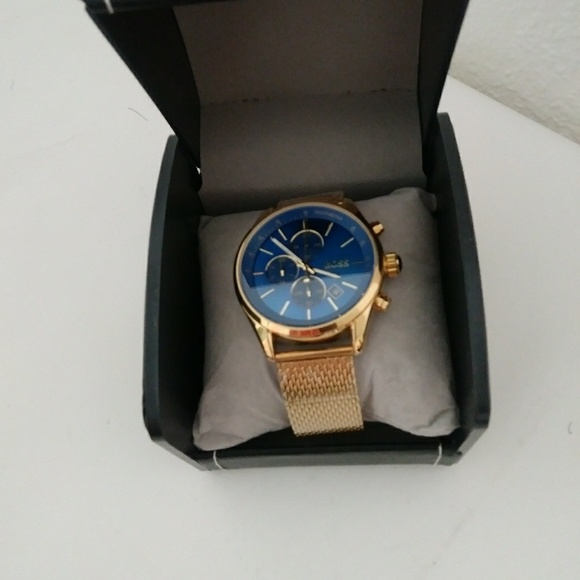 Luxurious Men's Wristwatch - Picture 1 of 3